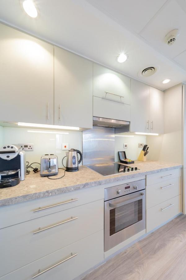Boutique Living - Burj Views - Renovated Appartement Dubaï