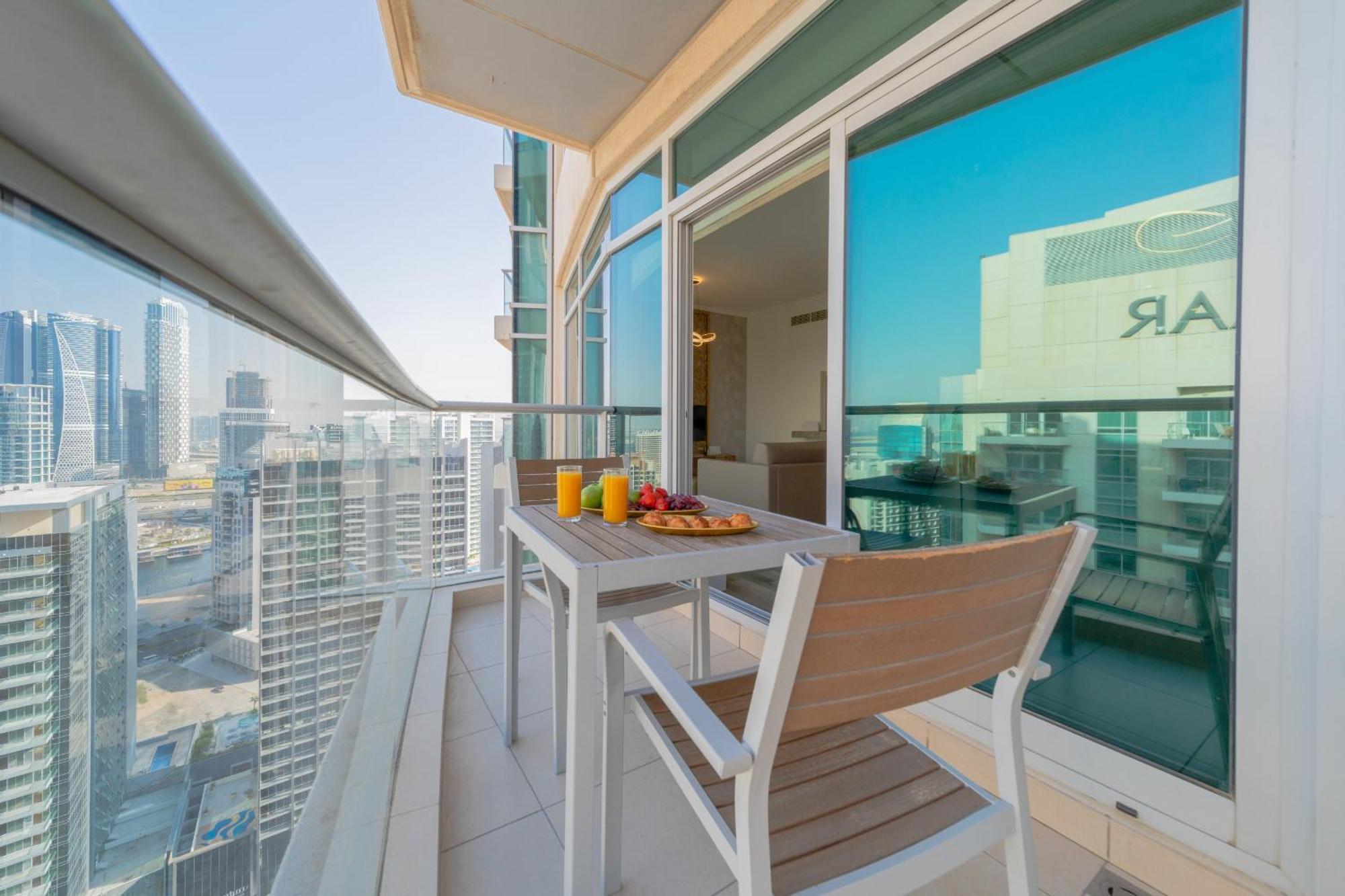 Boutique Living - Burj Views - Renovated Appartement Dubaï